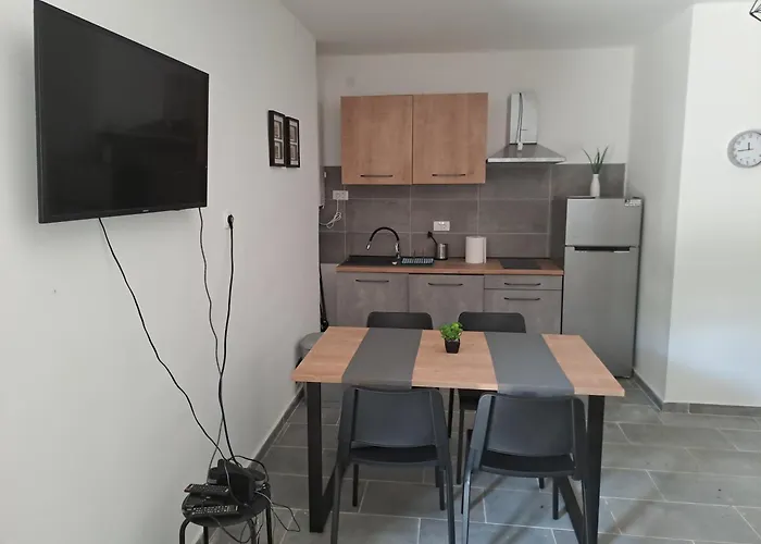 Vela Vrata Apartment Cres